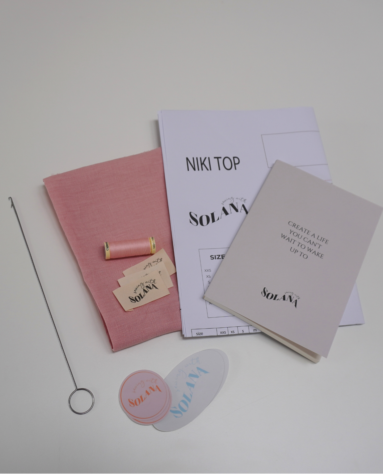 Niki Top Sewing Box - rose
